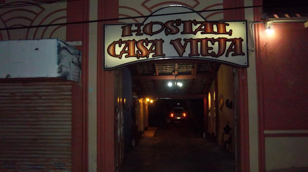 Hostal Casa Vieja Chiquimula Bagian luar foto