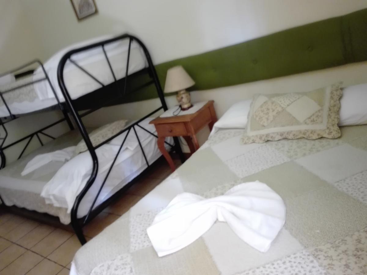 Hostal Casa Vieja Chiquimula Bagian luar foto