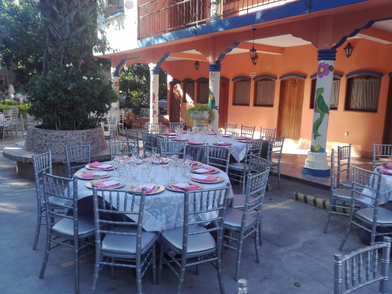 Hostal Casa Vieja Chiquimula Bagian luar foto